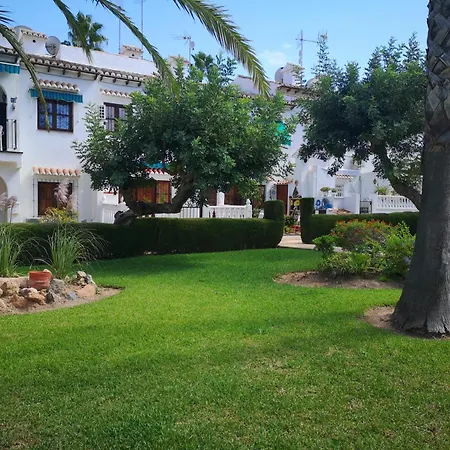 Spanish Style With Terrace Apartman *