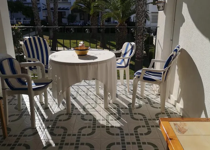 Apartment Spanish Style With Terrace *