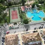 Апартаменти Spanish Style With Terrace